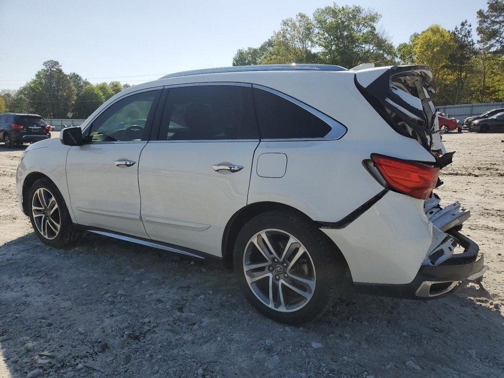 MDX 2017 Glove Box 4693162