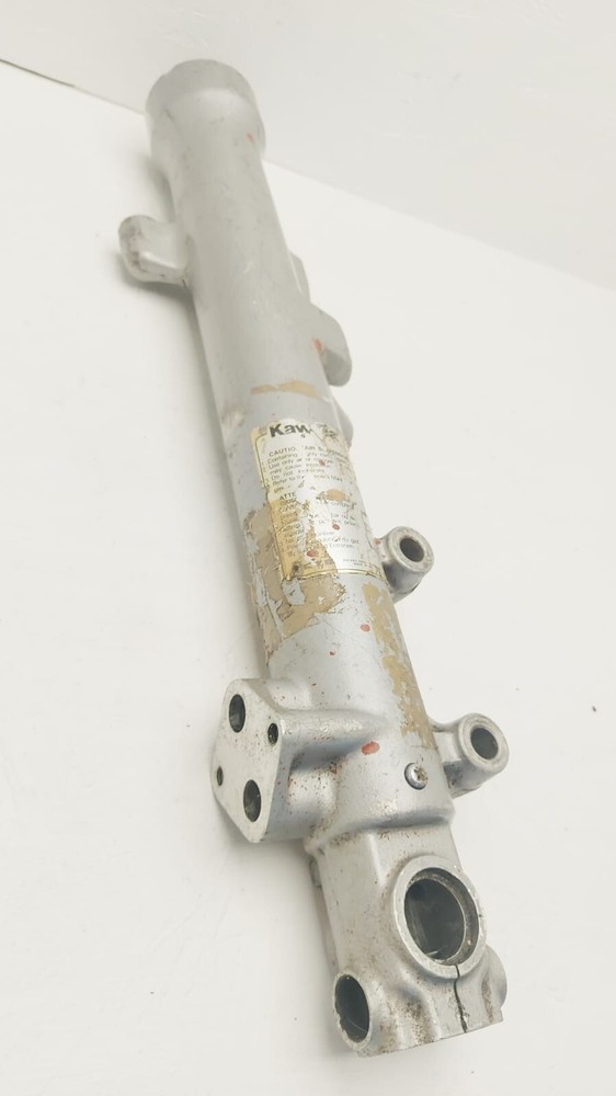 Kawasaki GPZ600R Left Lower Fork Leg