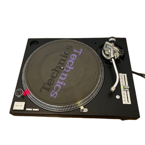 Technics SL-1200MK5 Turntable Tested