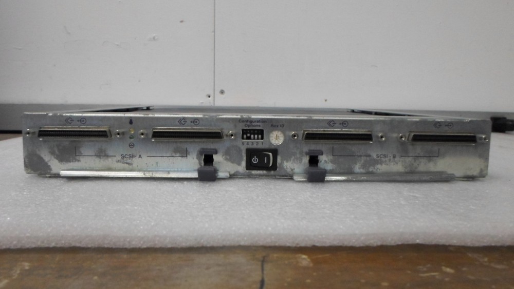Sun 3750008-02 StorEdge D1000 SCSI Controller