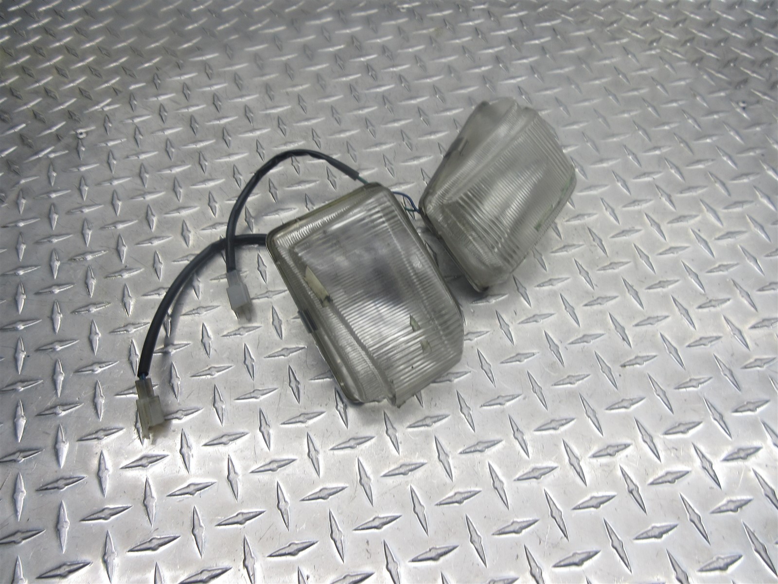 1989 88-90 Honda GL1500 Goldwing Front Lower Fog Left Right Light Lamp Pair