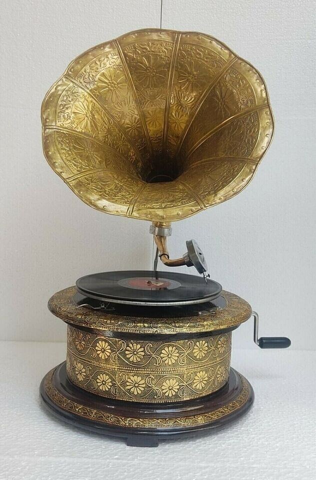 Antique Gramophone, Fully Functional Working Phonograph, win-up record player