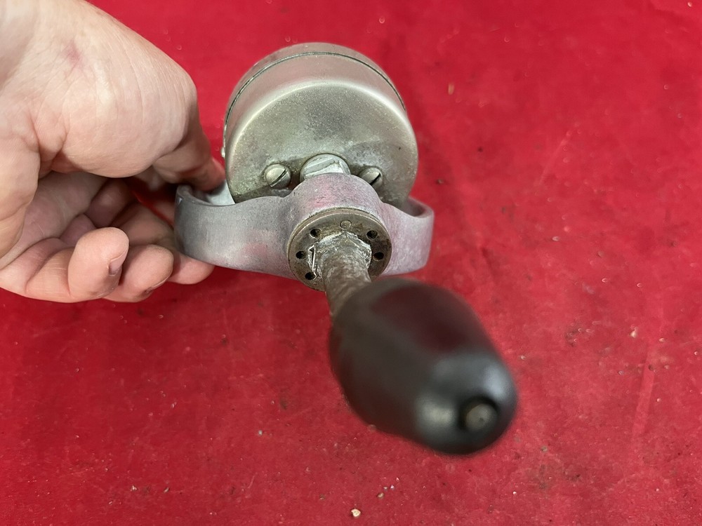 Sun Electric Corp. Model S-80 Engine Compression Tester