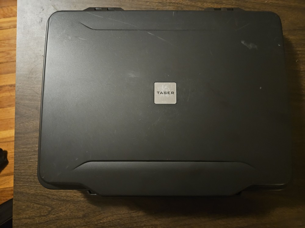 Axon Taser Flex Body Camera full kit, Camera, Multiple Mounts.