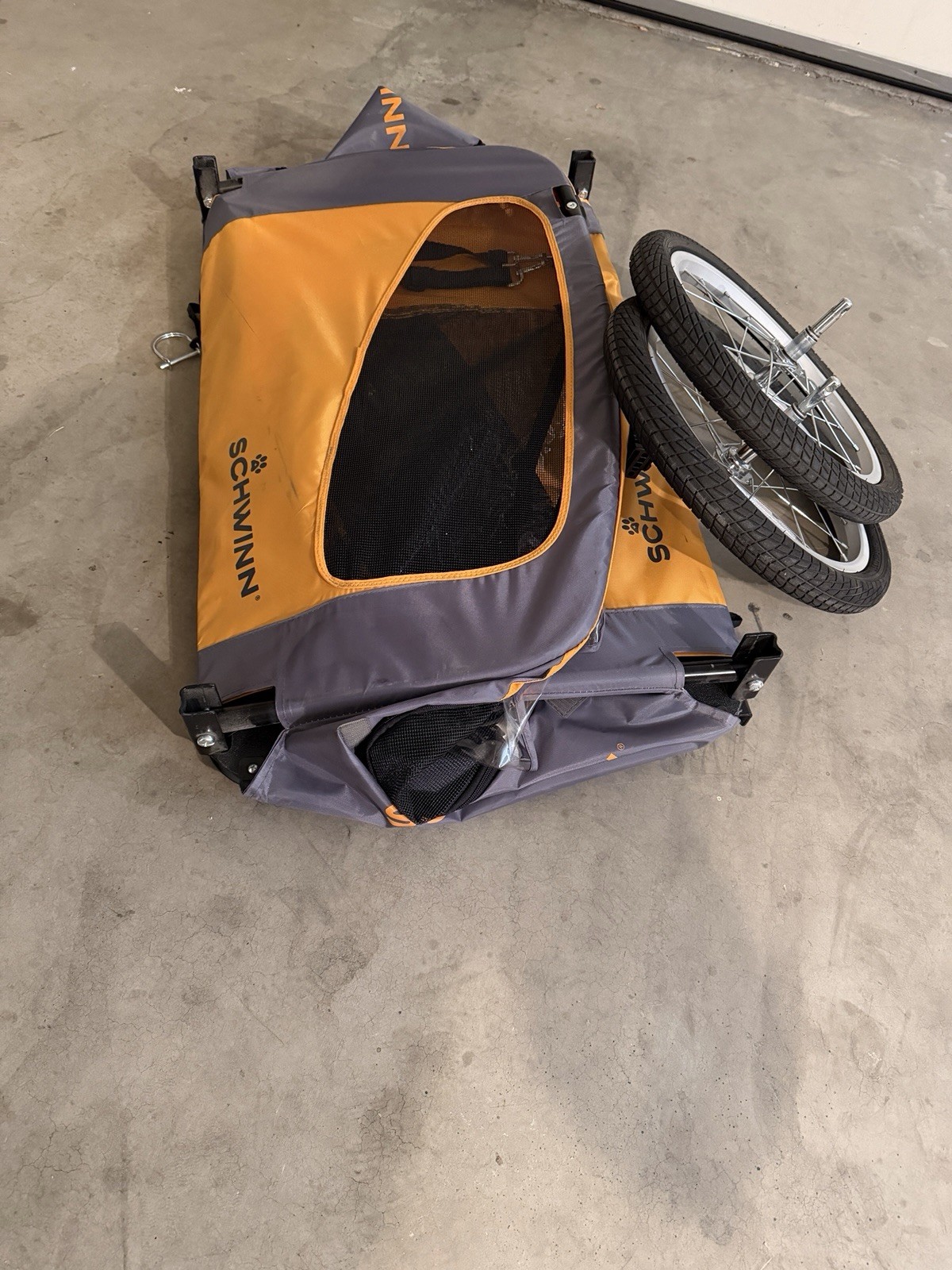 Schwinn Rascal Bicycle Trailer for Pets Outdoor Foldable Dog Trailer