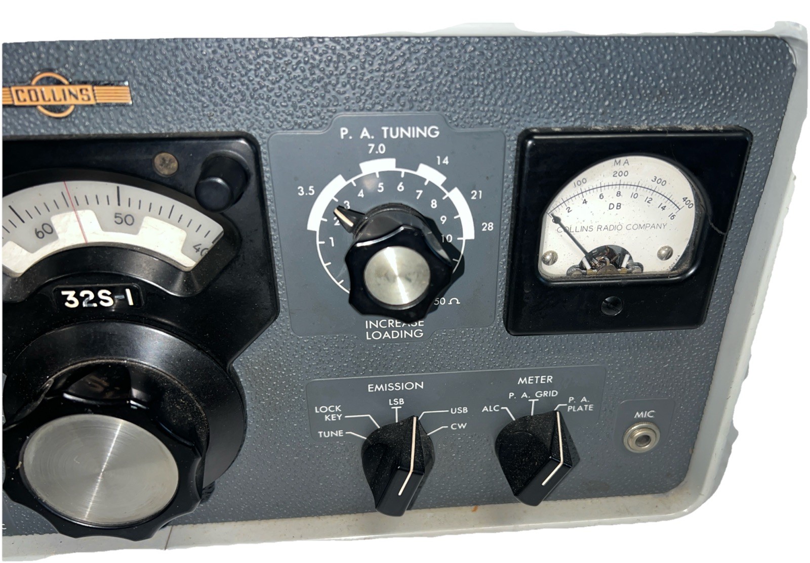 Collins 32S-1 Winged Emblem Ham Radio Transmitter Please Read.