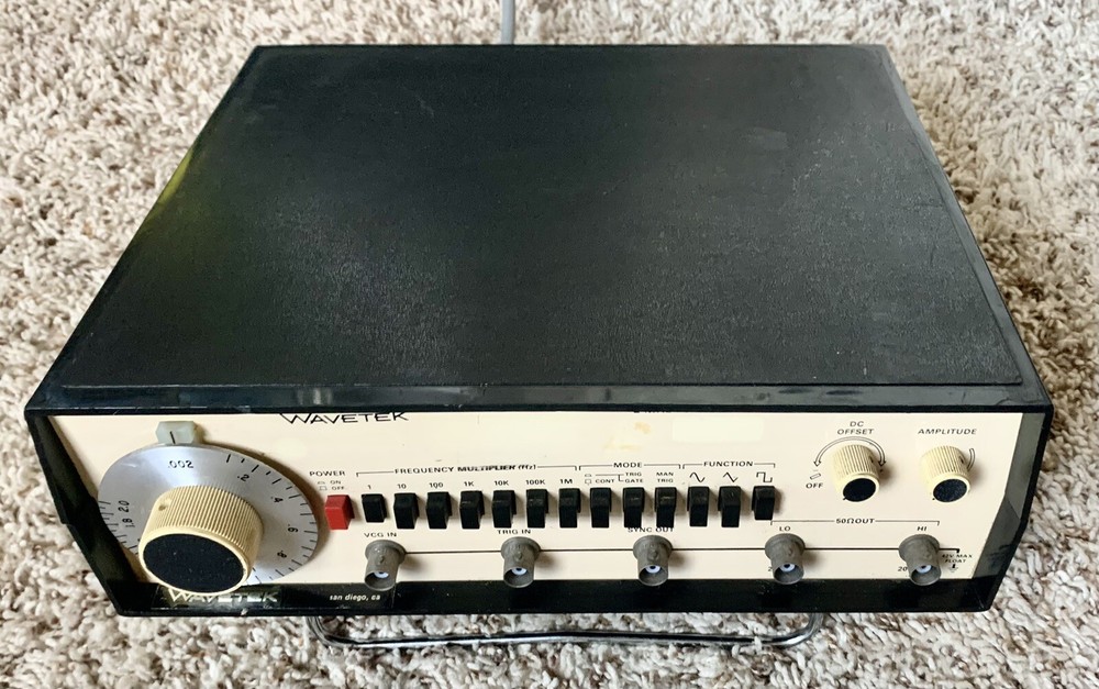 WAVETEK Model 182 Function Generator, 2 Mz