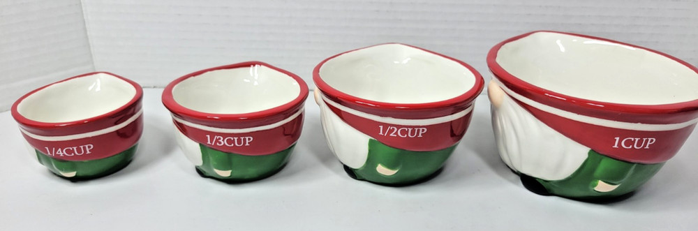 Gnome Christmas Nesting Measuring Cups