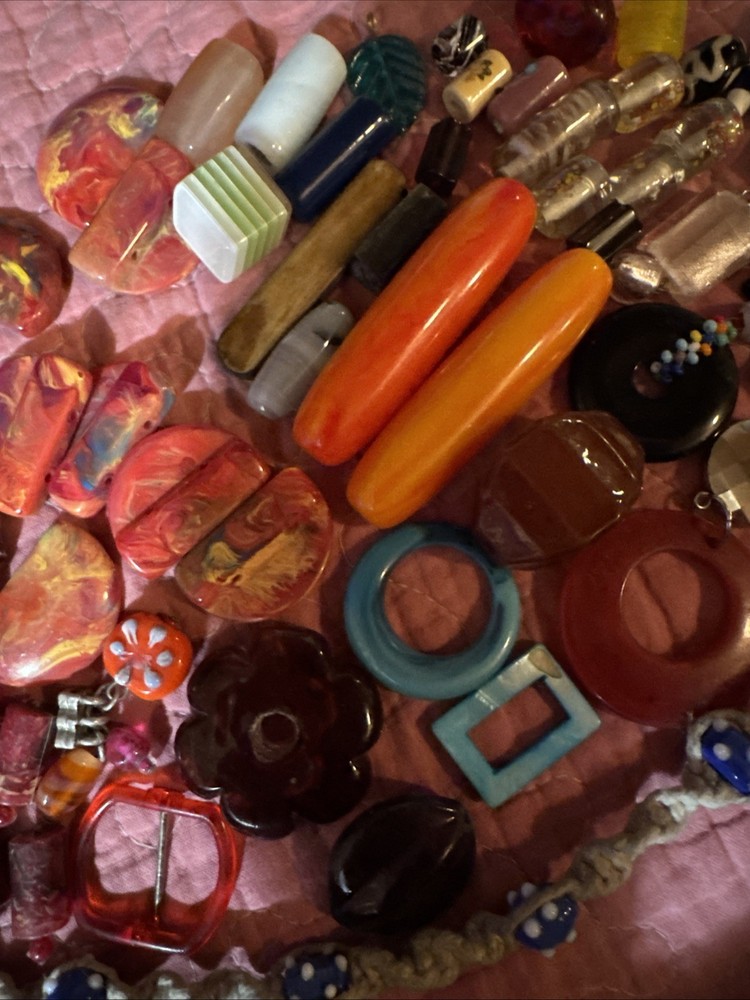 Assortment Of Bakelite Beads
