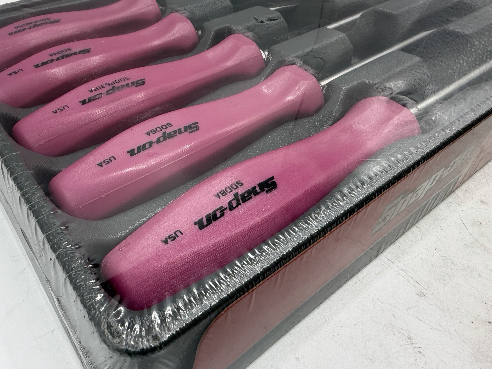 Snap On Tools Pink Hard Handle Combination Screwdriver Set SDDX70APP 7 Piece New