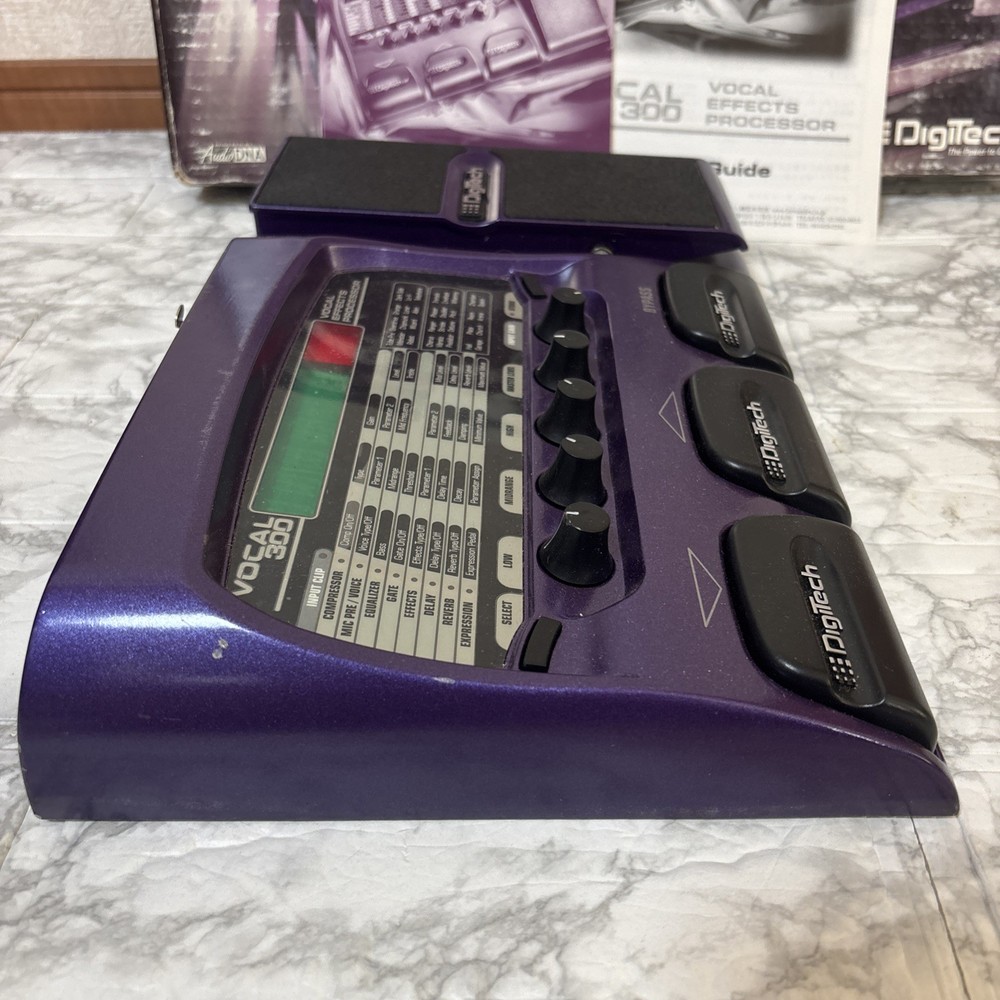 DigiTech Vocal 300 Vocal Multi-Effects Processor Voice Changer with Adapter