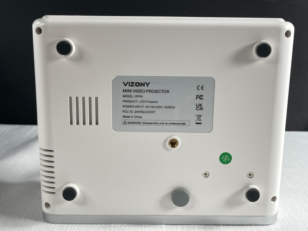 Vizony DP04 White Portable Mini Video LCD Projector With User Manual