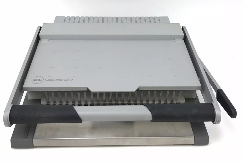 GBC Combbind C300 Binding Machine Used *Missing Bottom Tray*