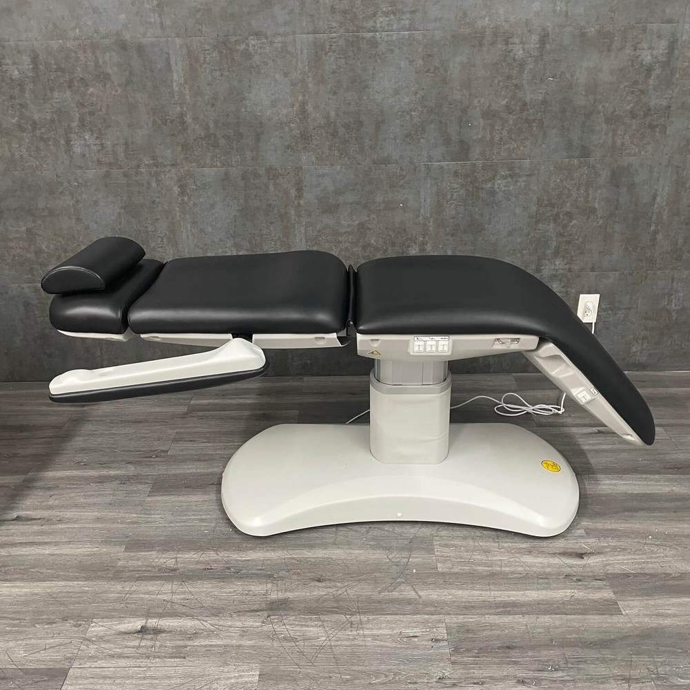 Silver Fox 2270FB Aesthetic Chair