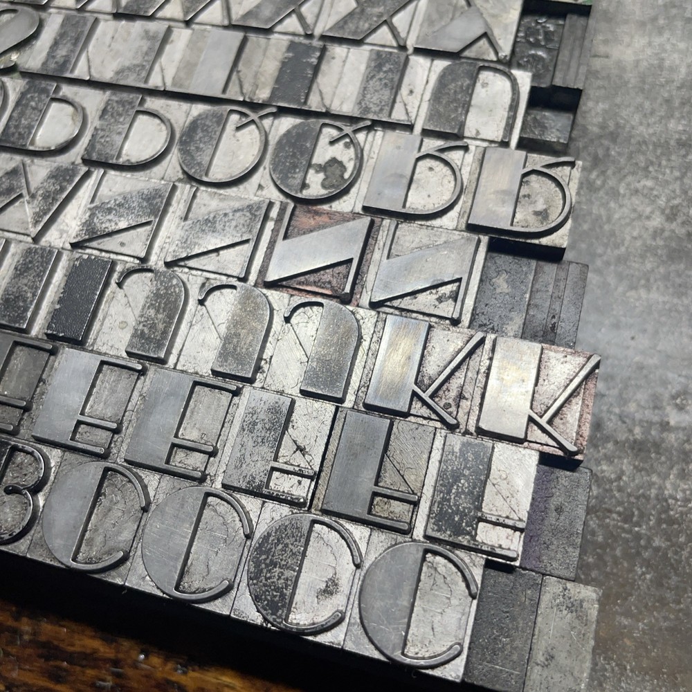 LETTERPRESS LEAD TYPE 36 Pt BROADWAY CAPS.