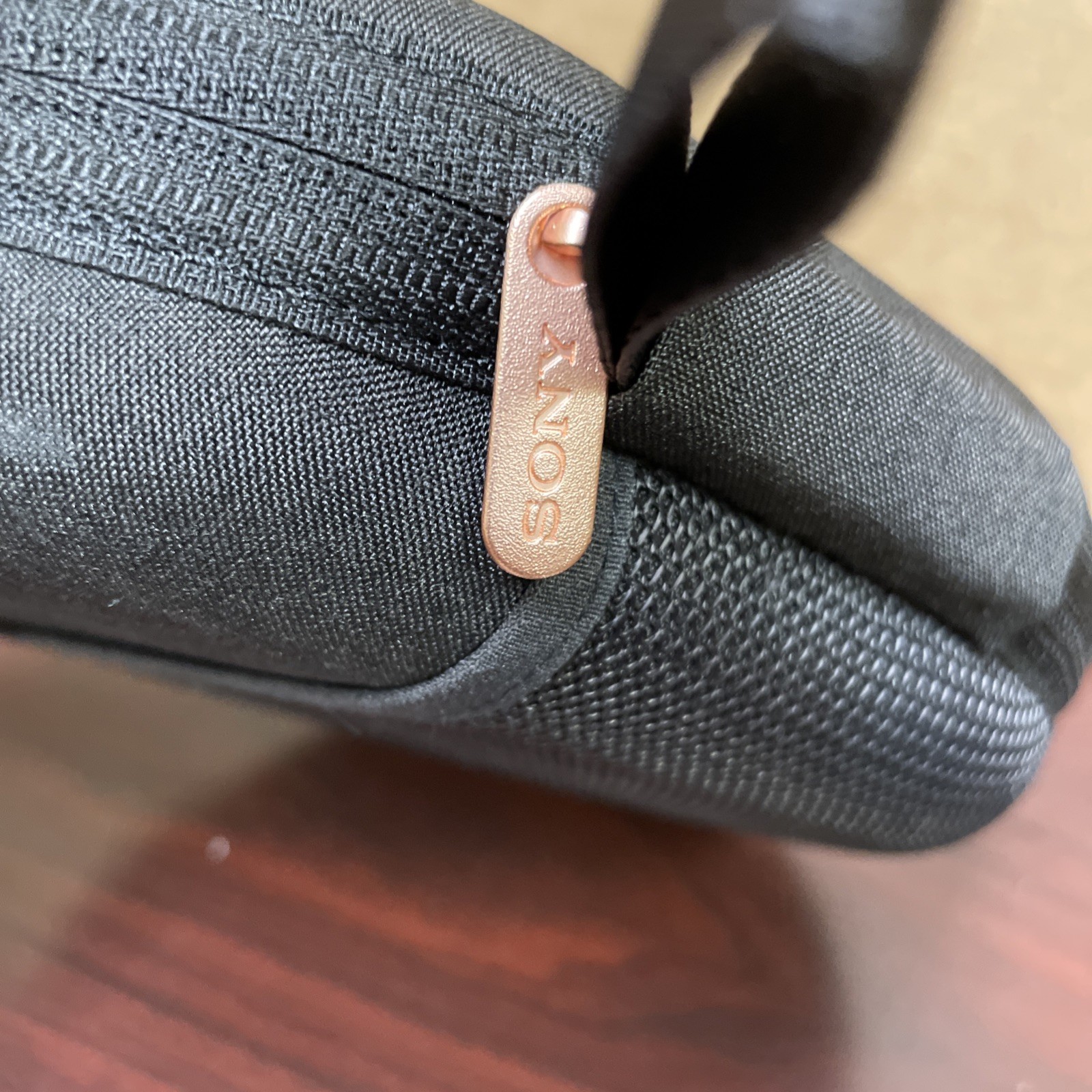 Sony WH-1000XM3 WH-1000XM4 XM2 Headphones Hard Case Black Gray Zipper Genuine