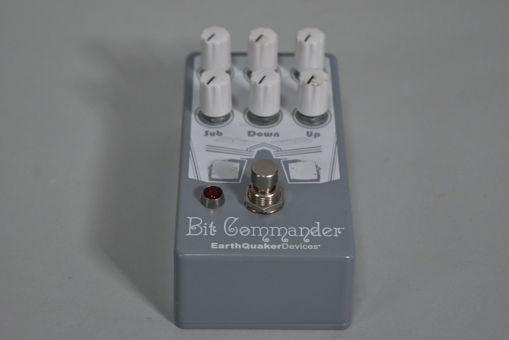 Earthquaker Devices Bit Commander Effects Pedal
