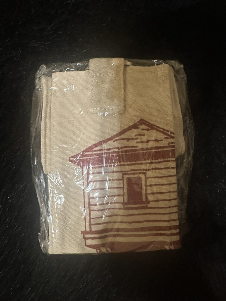 One Silver Oak Wine Bottle Carrying Bag