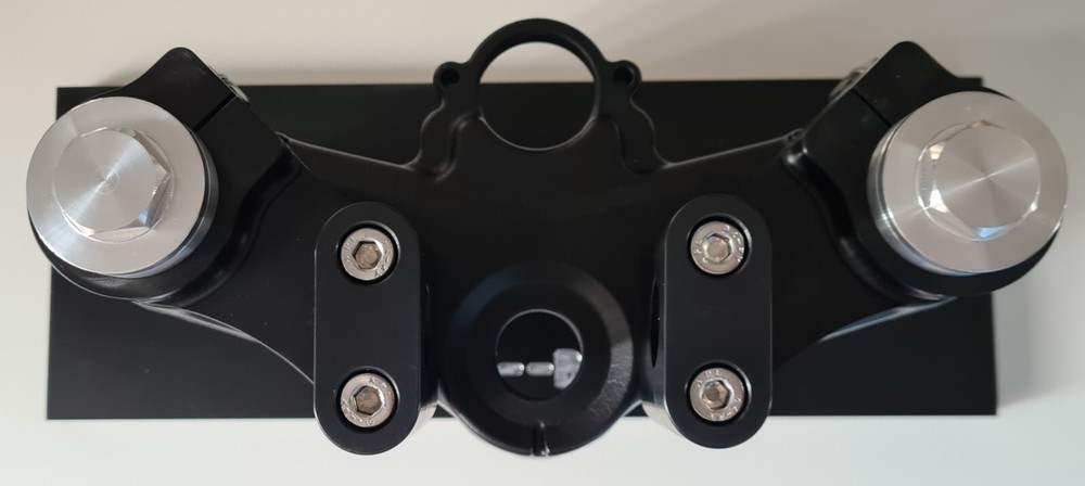 Street fighter handle bar riser conversion brackets for 43mm forks