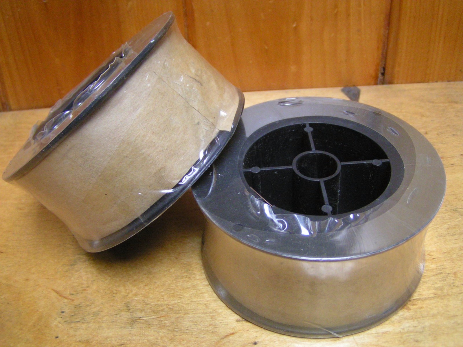 4 LBS of Mild Steel MIG Wire 2Ib rolls ER 70S-6- .035" 2 ROLLS **FREE GIFT**