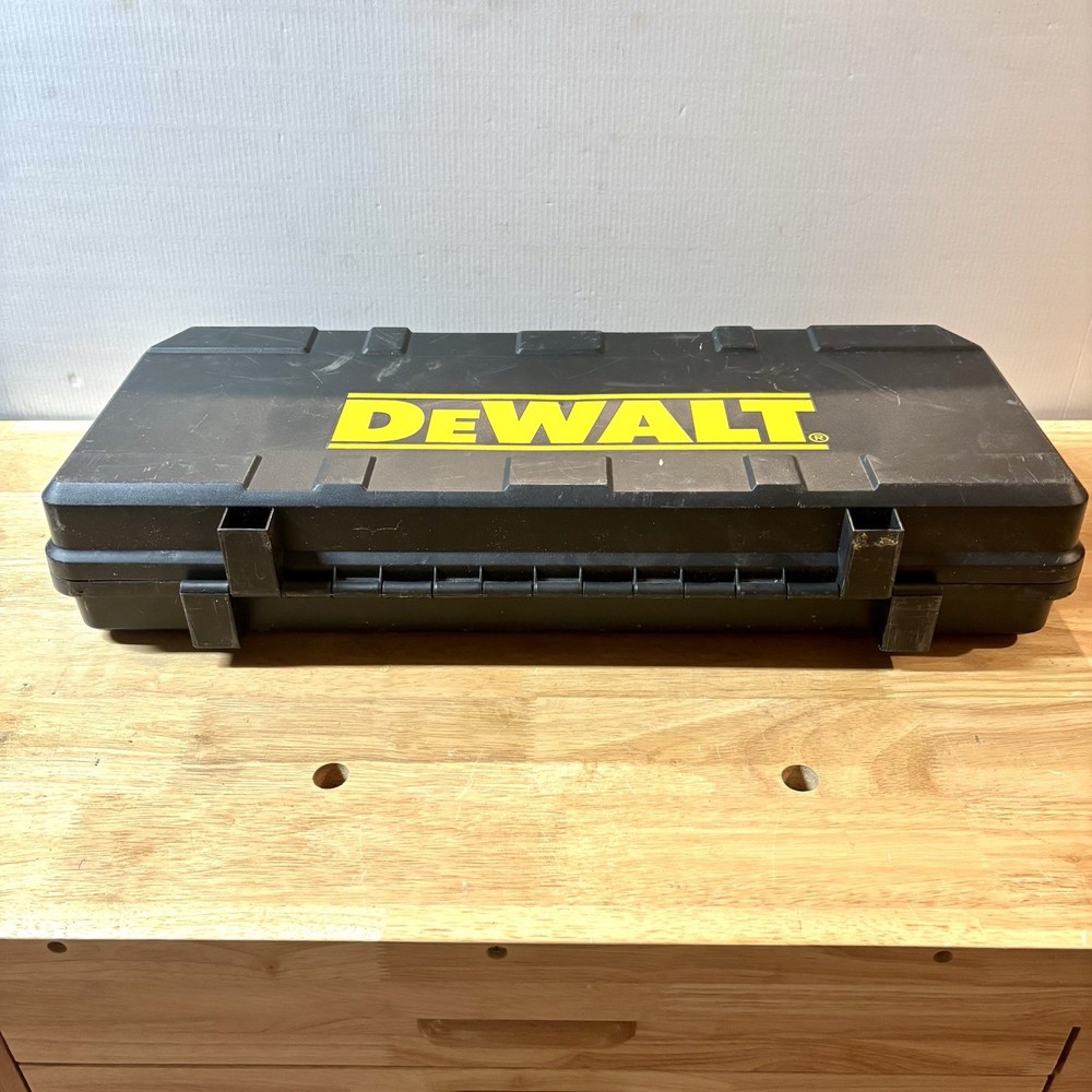Dewalt DW938 Variable Speed Reciprocating Saw 18v with Case