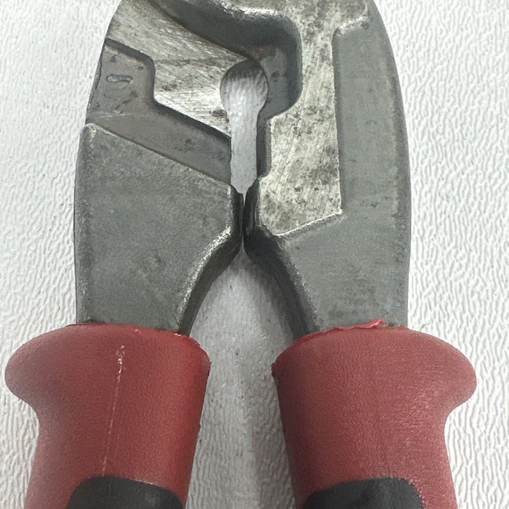 Klein Tools J63225N Journeyman High-Leverage Wire Cable Cutter and Stripper