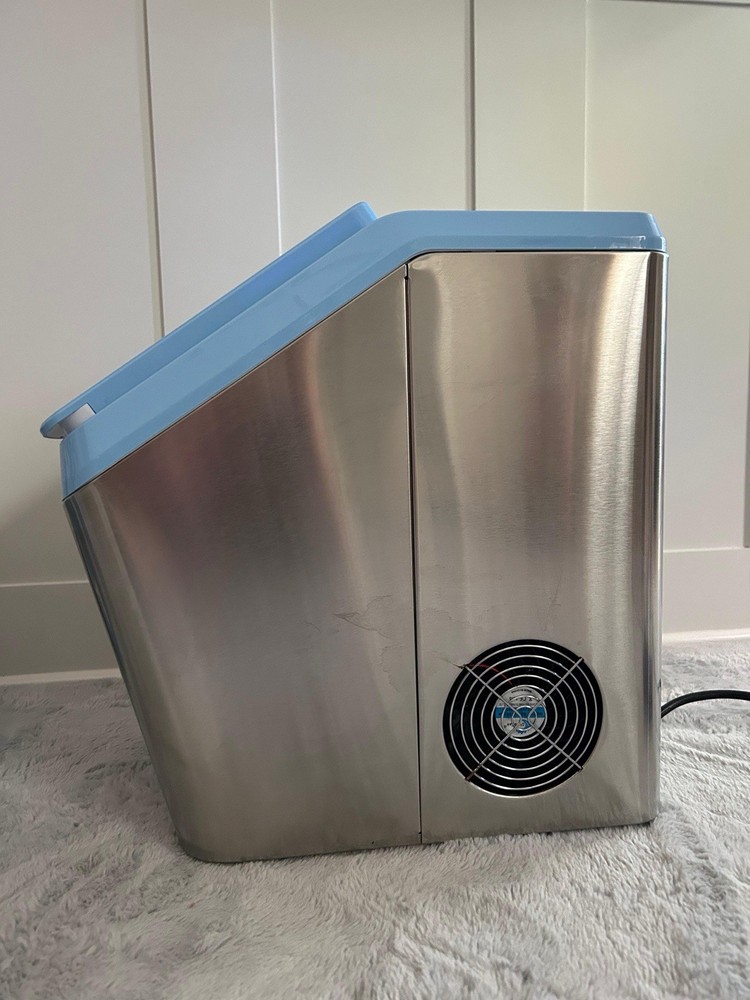 Technique 72lb chewable Ice Maker