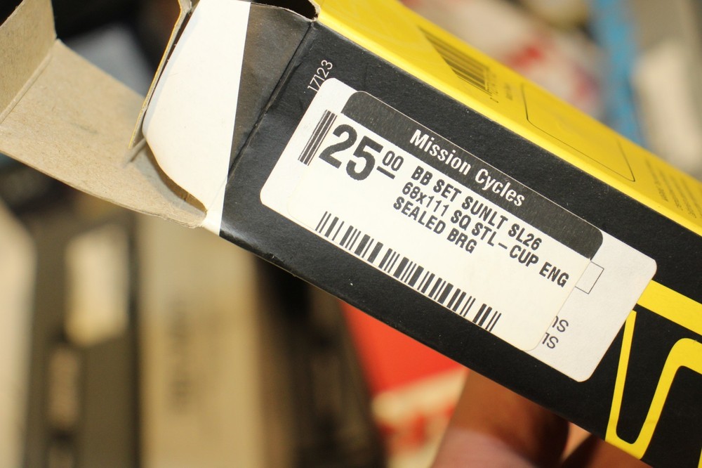 SunLite SL-26 Cartridge Bottom Bracket Set