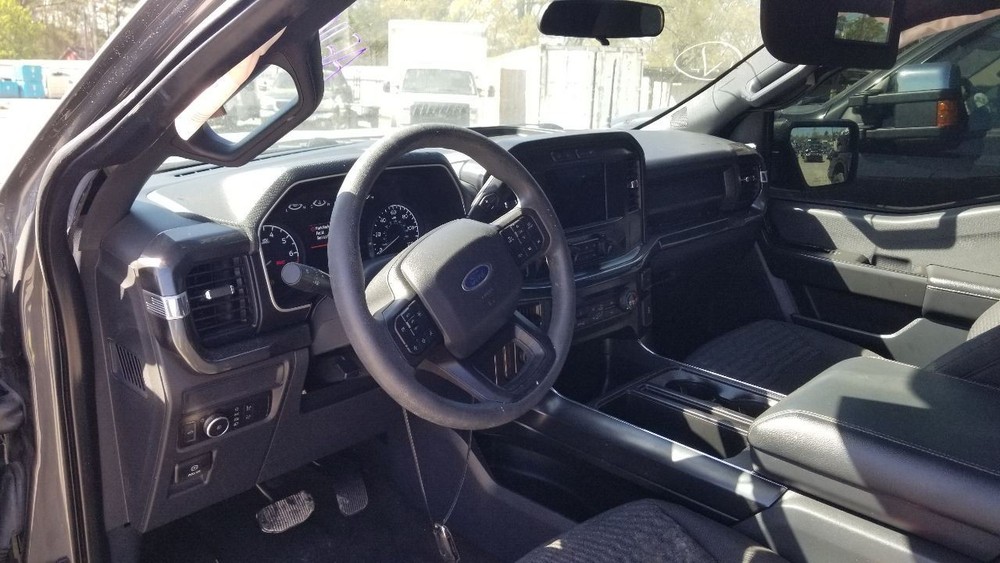 22 FORD F150 LOWER AIR SHUTTER 2.7L