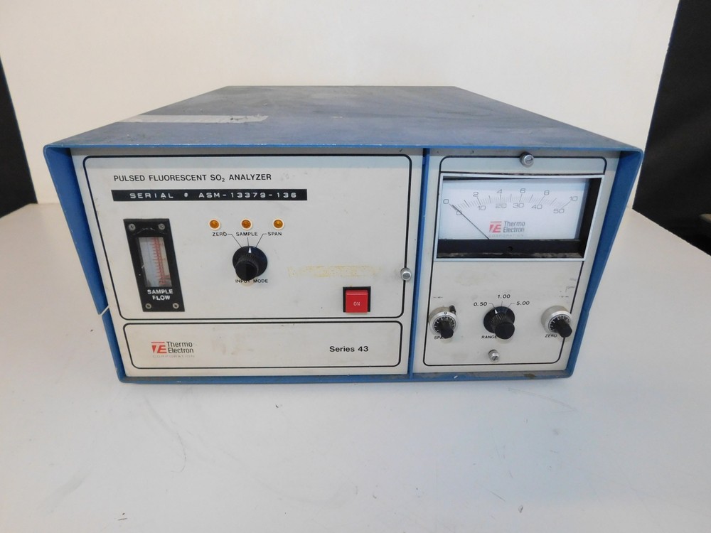 THERMO ENVIRONMENTAL MODEL 43 PULSED FLUORESCENT SO2 ANALYZER  (LXJ20)