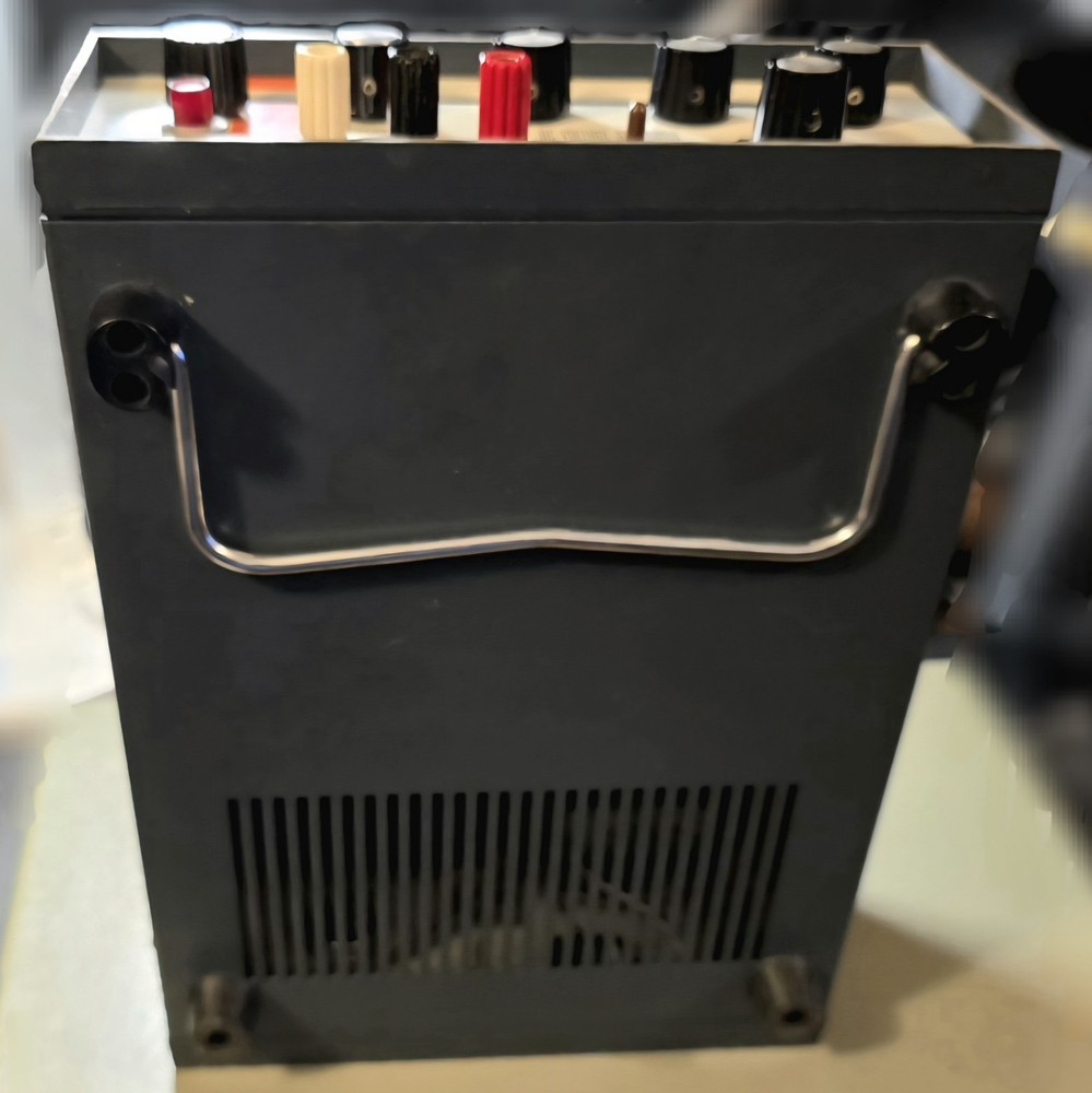 TESTED/Working ANALOGIC AN3100 DC Voltage Standard. +/-10V