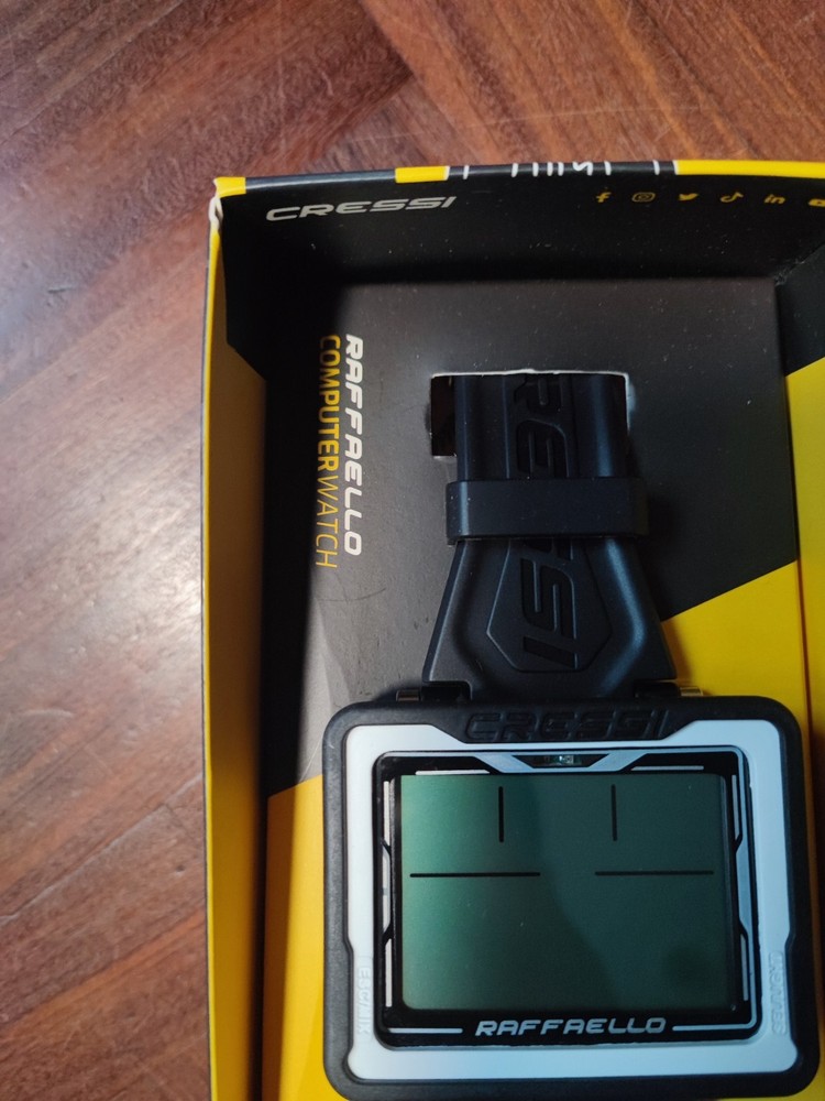 CRESSI Raphael - Unisex Diving Computer with Large Rectangular Screen...