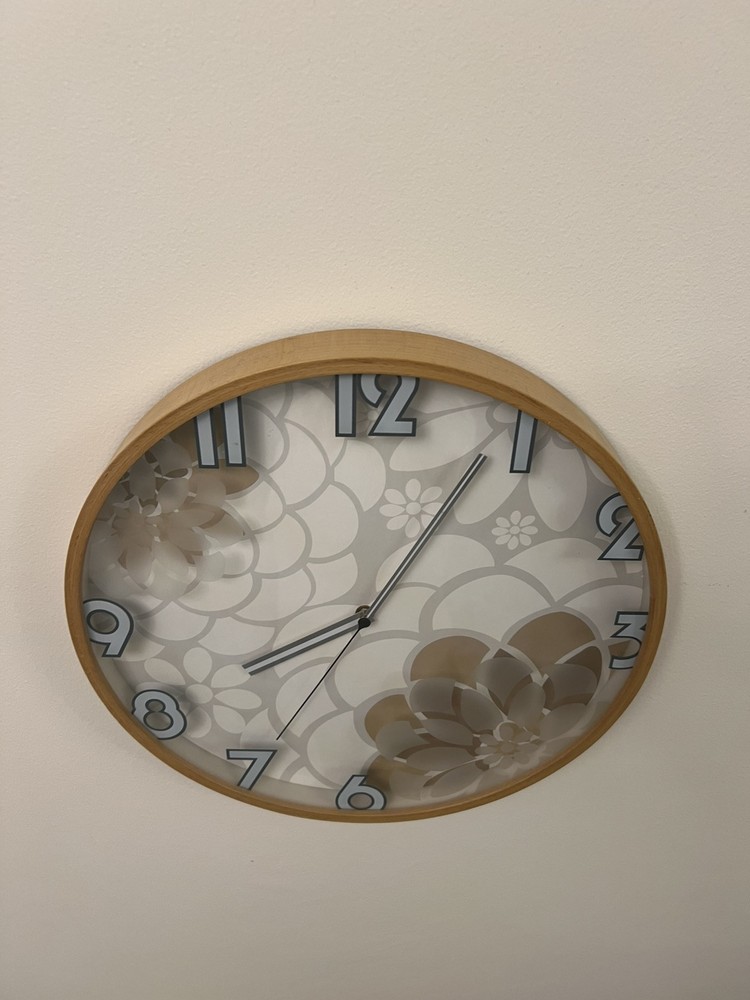 vintage clocks wall