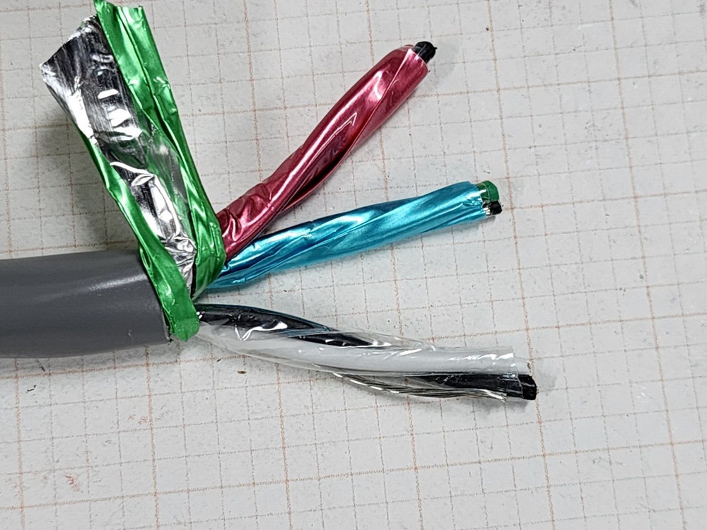 Carol C6047A 18/3P Individually Shielded Twisted Pairs Data Cable Gray /25ft