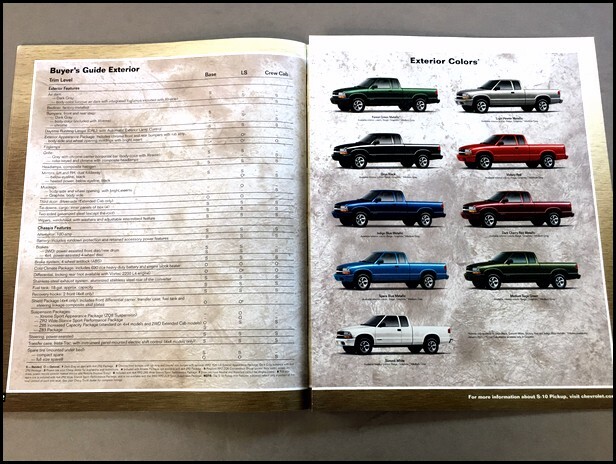 2001 Chevrolet S-10 Pickup Truck Xtreme ZR2 Car Sales Brochure Catalog