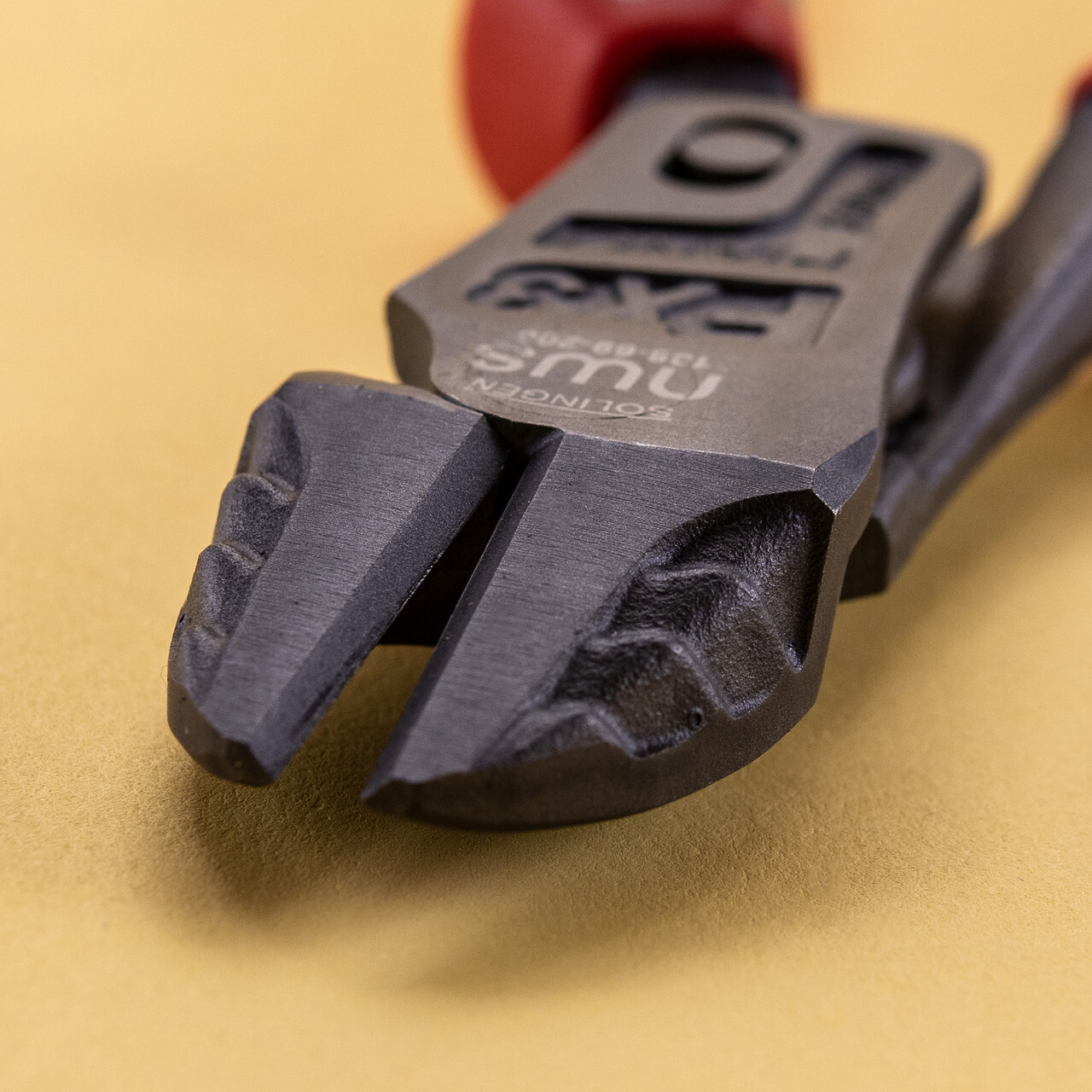 NWS 8" Heavy Duty Lever Side Cutter FantasticoPlus - TitanFinish - SoftGripp, Te