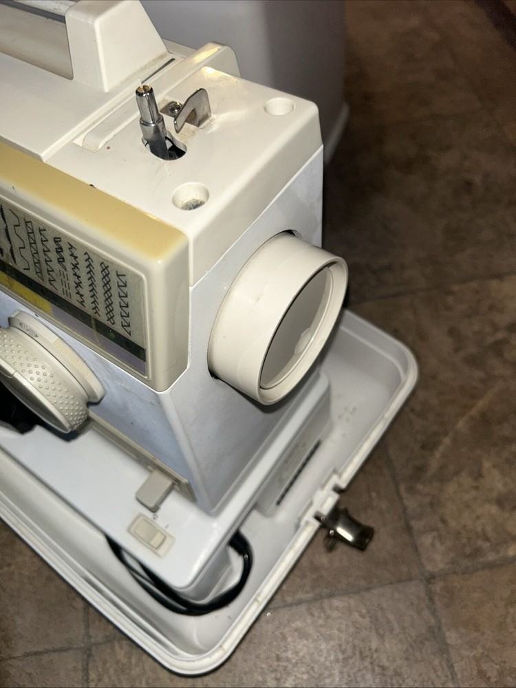 Singer Sewing Machine Model 9134 With Case