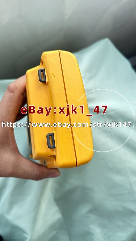 Fluke 744 Documenting Multifunction Process Calibrator