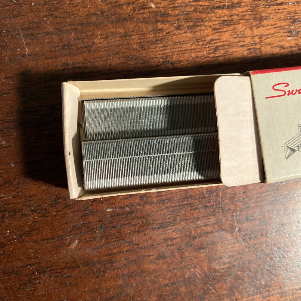 Vtg Swingline Cub Staples Partial Box Made In USA