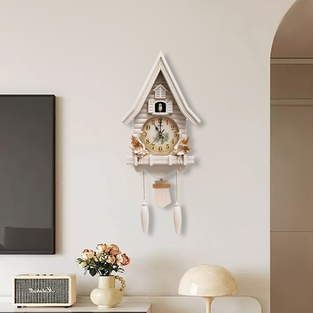 Analog Wall Clock Modern Creative House-shaped Plastic Wall Clock For offices