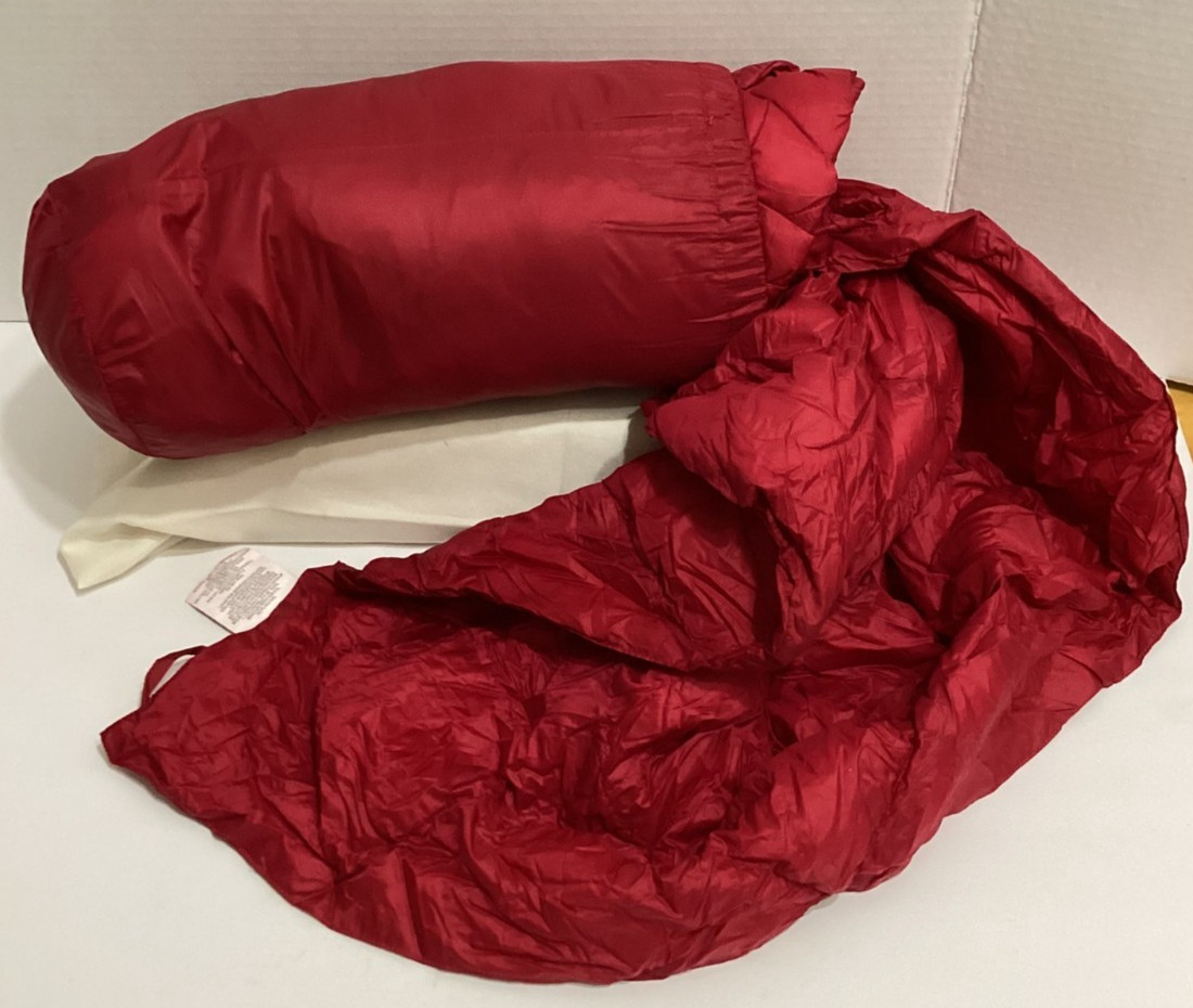 32 Degrees Heat Packable Down Blanket 50" x 63" Red Puffer Camping Travel