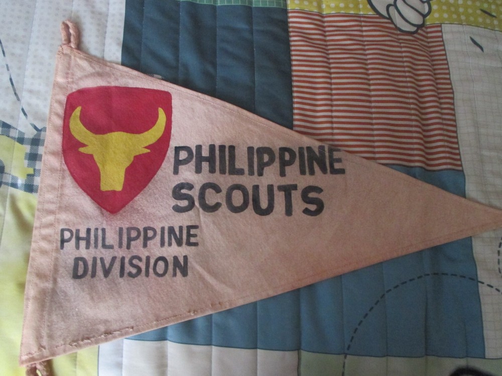 WWII USA  PHILIPPINE DIVISION SCOUTS BATAAN  LUZON PI PENNET   FLAG