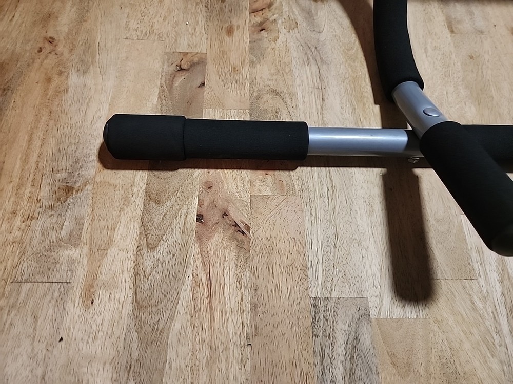 BATTLE BAR Pull Up Bar for Upper Body Workout Push Ups Strength Training