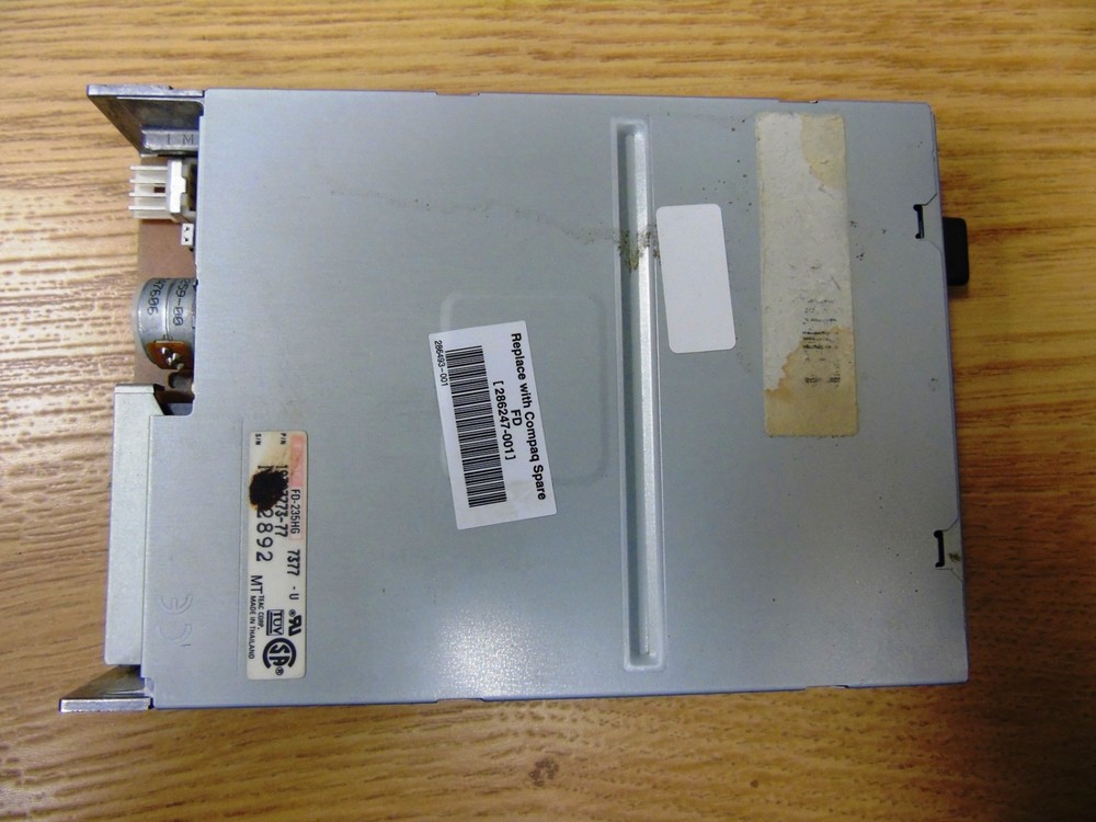 Compaq Teac  Floppy Disk Drive 286247-001