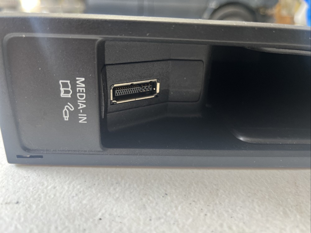 VW PASSAT Media-In Bluetooth Handsfree, MDI