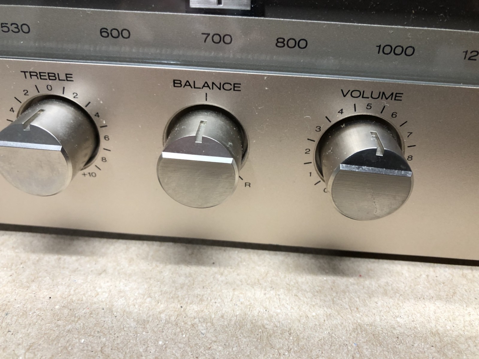 MARANTZ SR225 VINTAGE Stereo Receiver - Great Rich Sound. TESTED but SOLD AS-IS