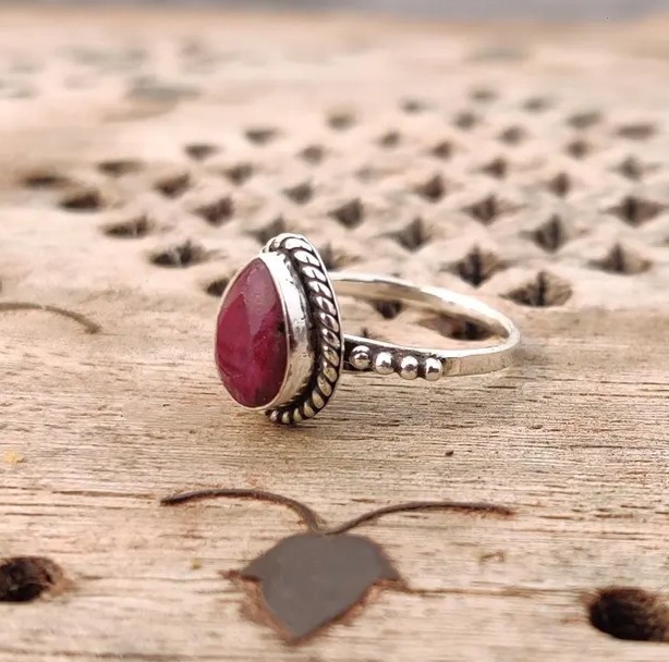 Solid 925 Sterling Silver Natural Ruby Pear Gemstone Artisan Filigree Band Ring