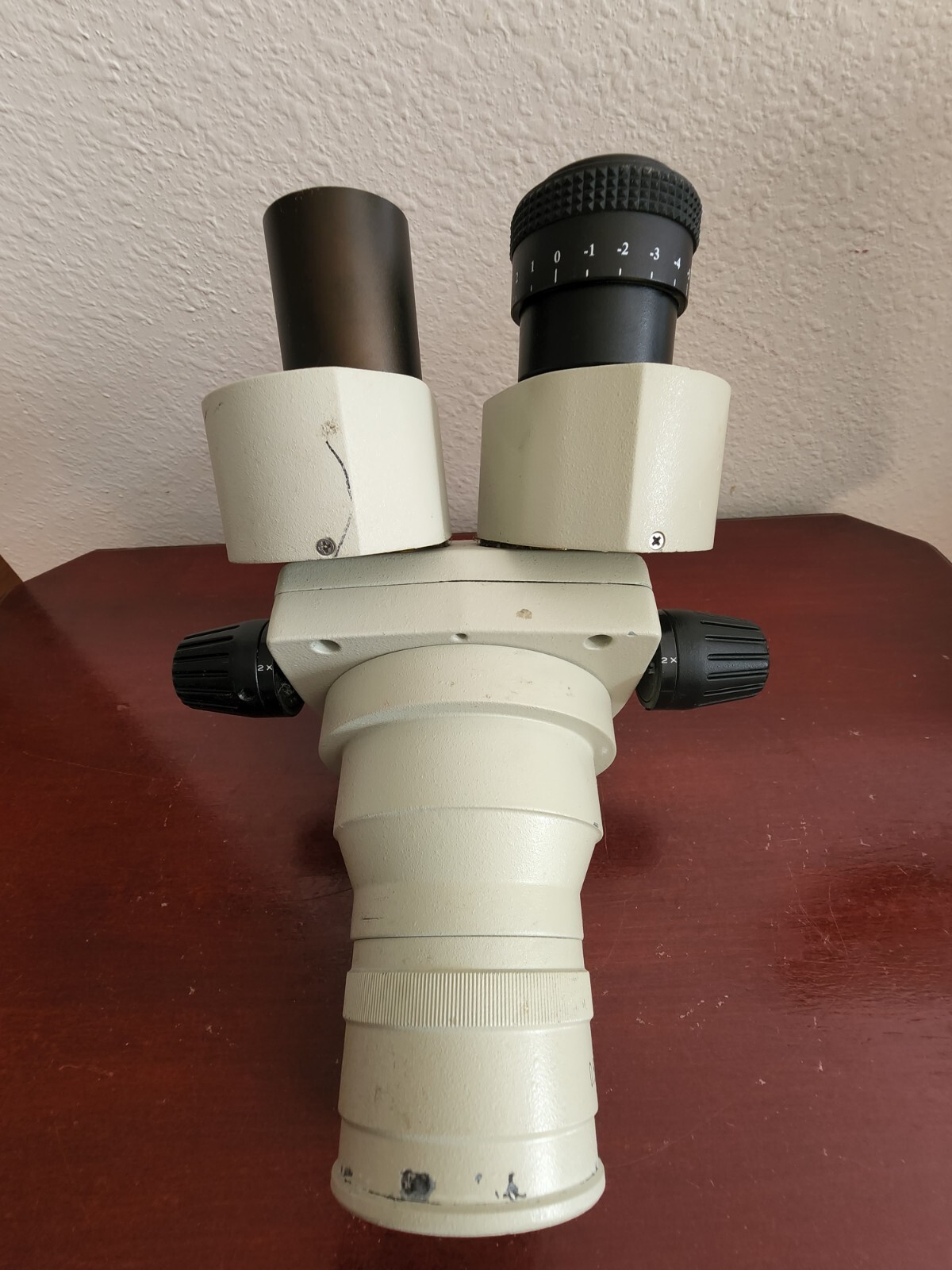 LW SCIENTIFIC VISION 1X & 2X MICROSCOPE BODY. W/PLAN 10X22 EYEPIECE. WORKS