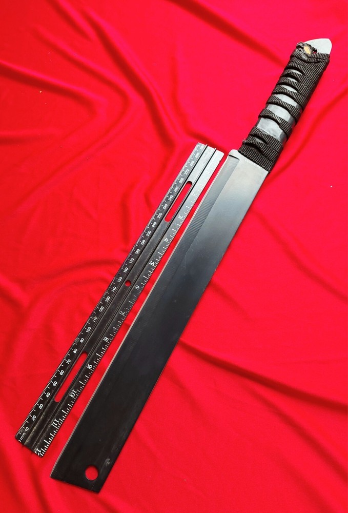 17" Inch Jungle Machete with Sheath.