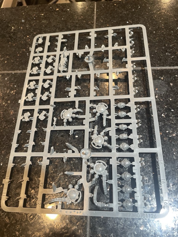 Warhammer 40 K He’ll blaster bits. S2